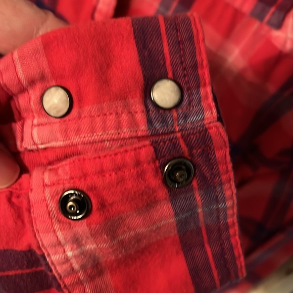 American Eagle plaid long sleeve - Picture 4 of 4